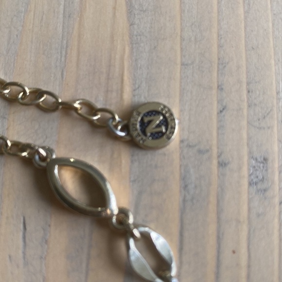 NAPIER 2 tier faux pearl gold plated necklace - Picture 4 of 7